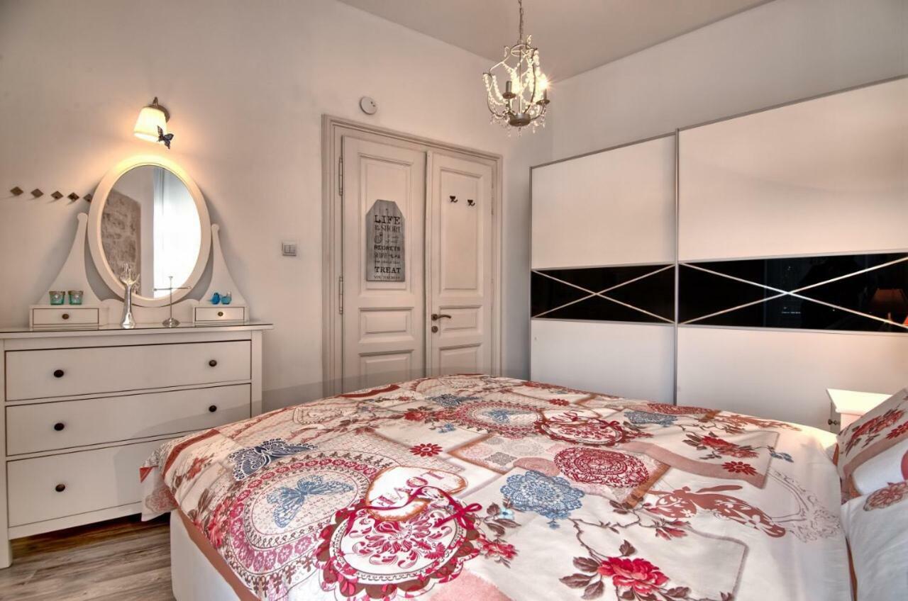 Luxury With Sea View Apartment Pula Luaran gambar